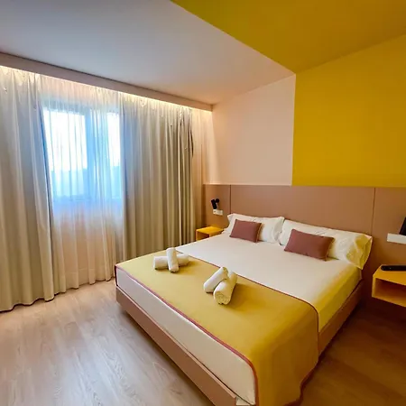 Apartamento La Marina Sunset 3000 *