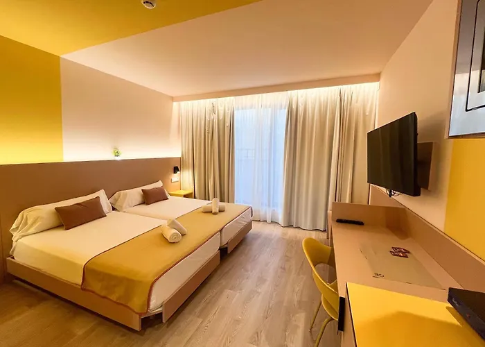 La Marina Sunset 3000 アパート *